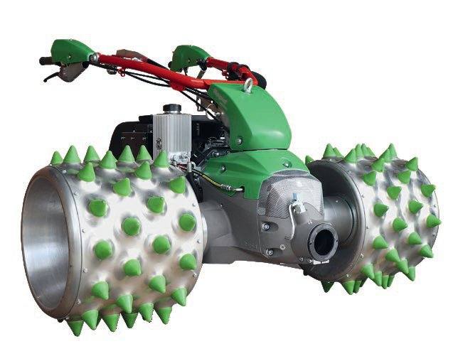 Rapid MONTA S161, grüner Einachser mit grünen Stachelwalzen, freigestellt